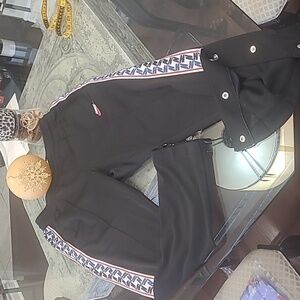 NIKE MENS RETRO STYLE TAPED Medium trackpants like new